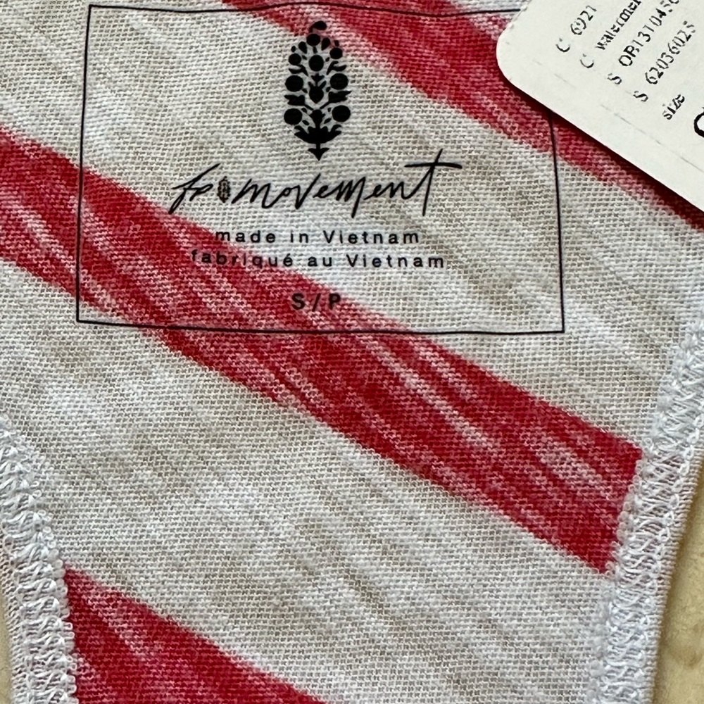 LAST ONE 💋 Free People Movement Keep Rolling Tank - RED ❤️ - Picture 13 of 16